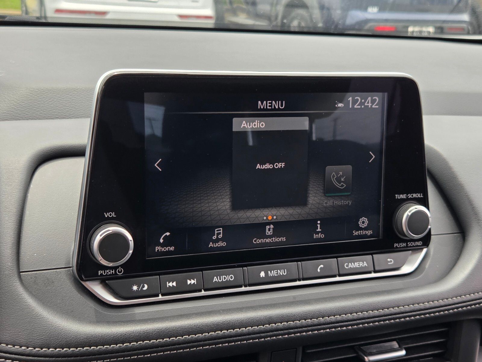 Used 2024 Silver Nissan SV image 20