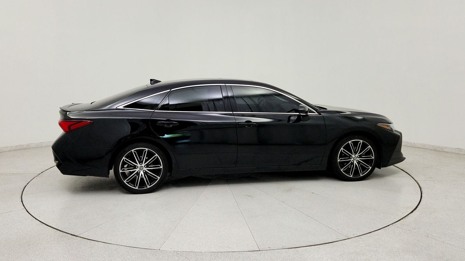 Used 2019 Black Toyota XSE image 8