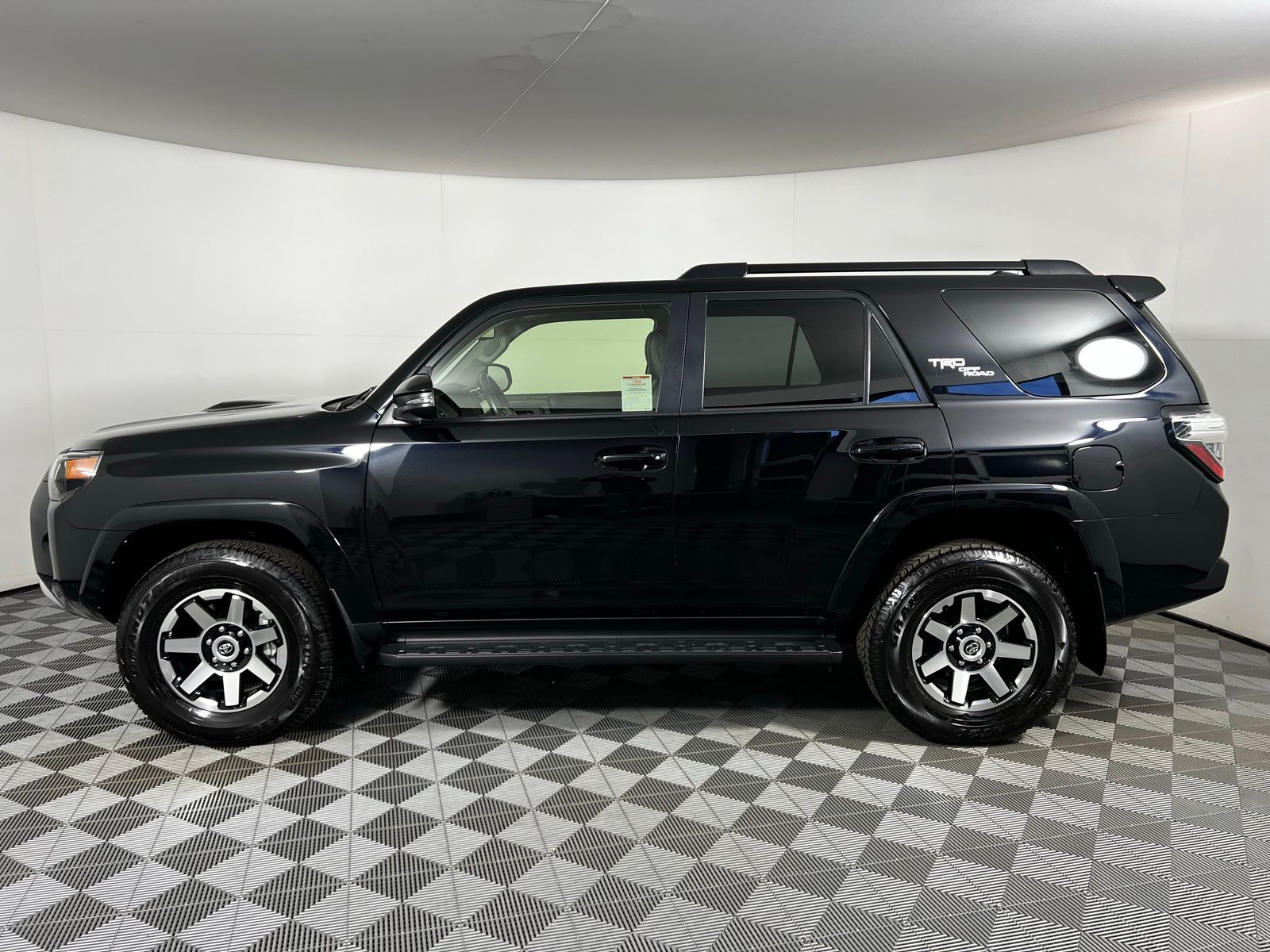 2024 Toyota 4Runner TRD Off Road 16