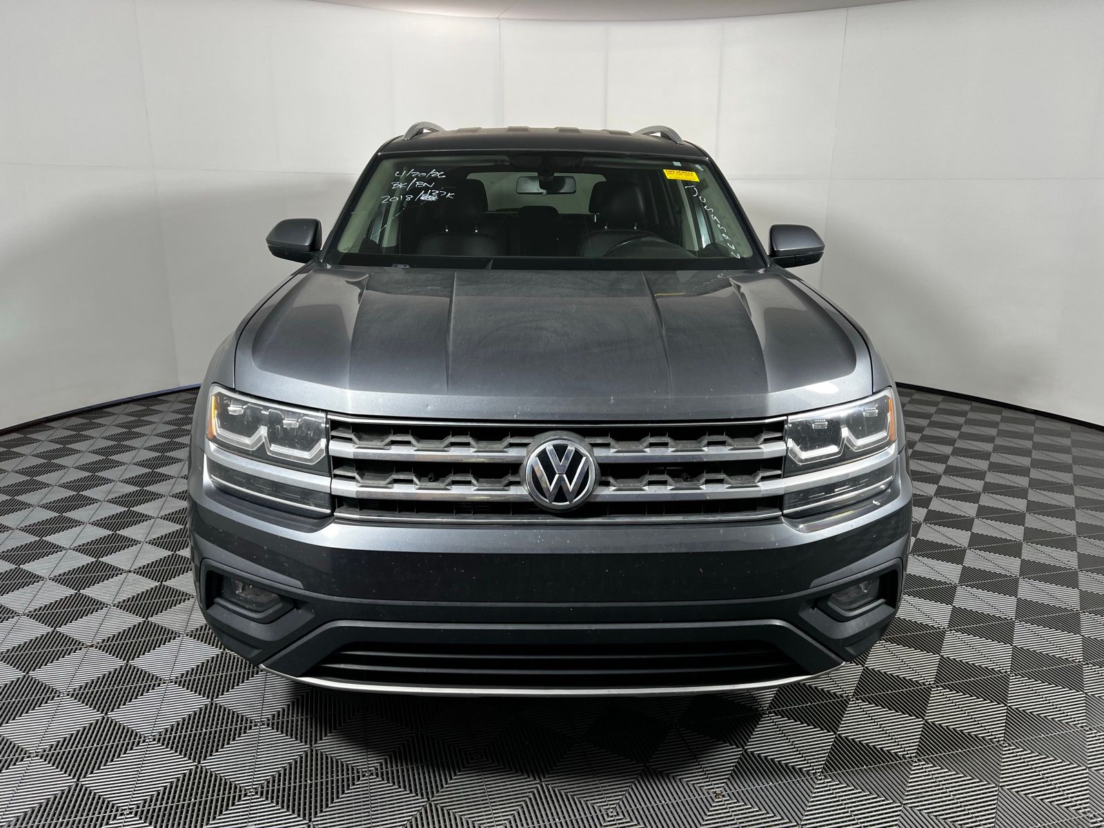 Thumbnail: 2018 Volkswagen Atlas - 2