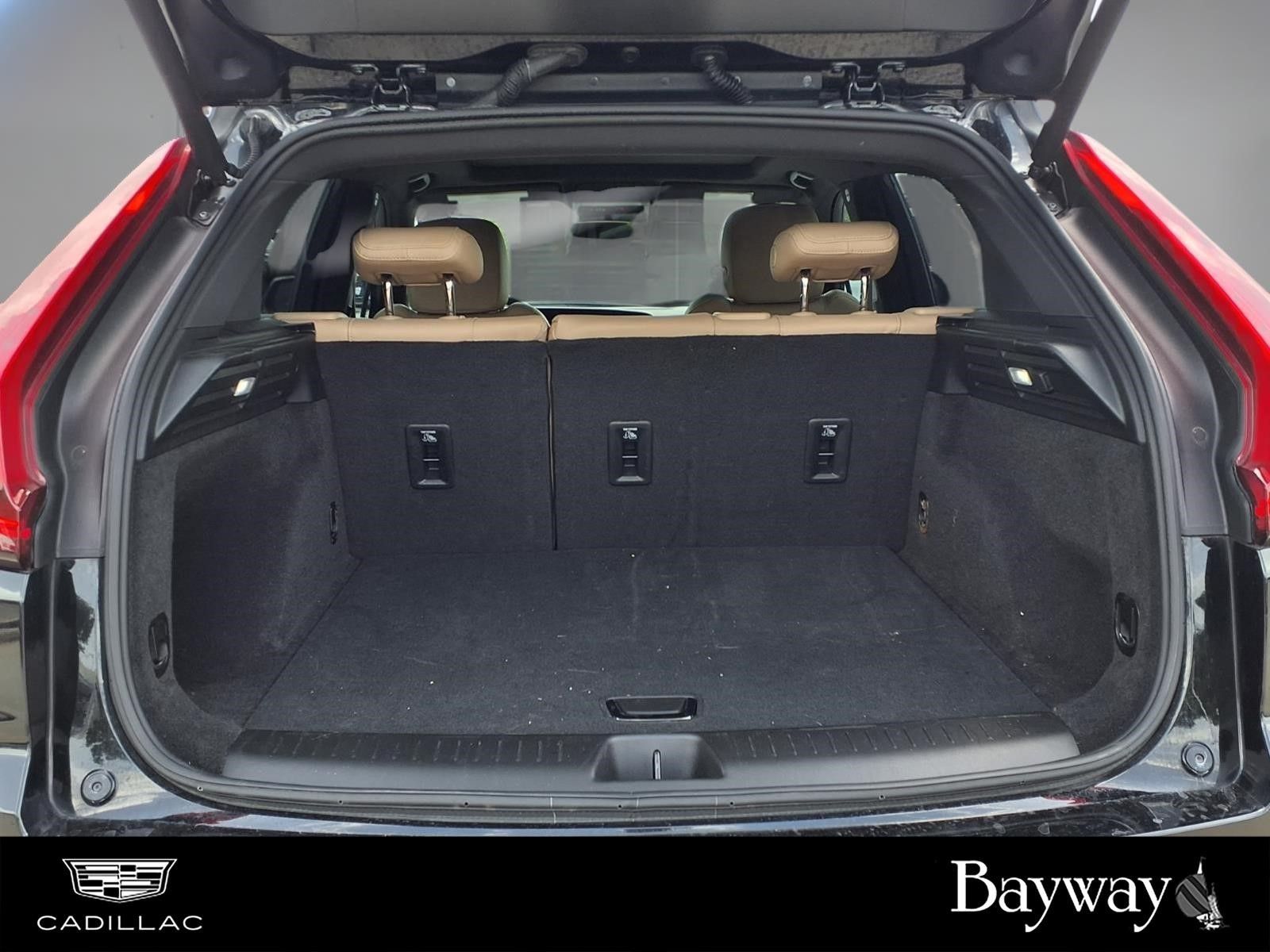 2024 Cadillac XT4 Luxury Black at AutoSavvy Houston Northwest