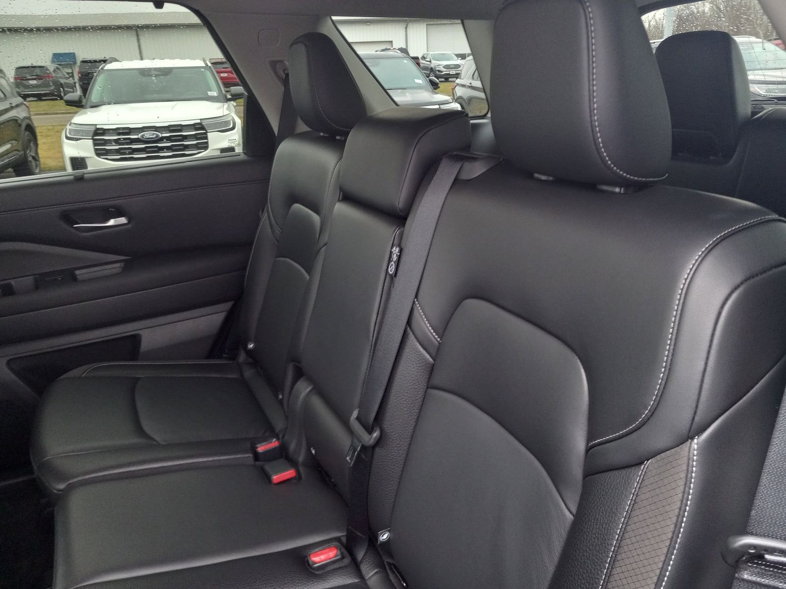 2025 Nissan Pathfinder image 14