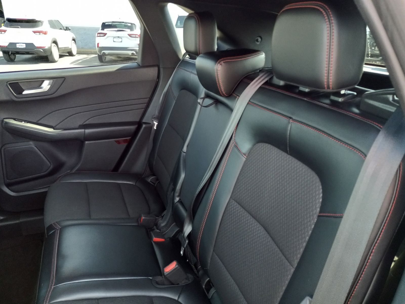 2024 Ford Escape image 15
