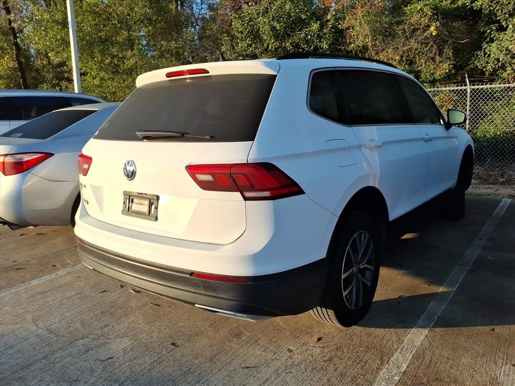 2019 Volkswagen Tiguan 2.0T SEL White at Autostrade
