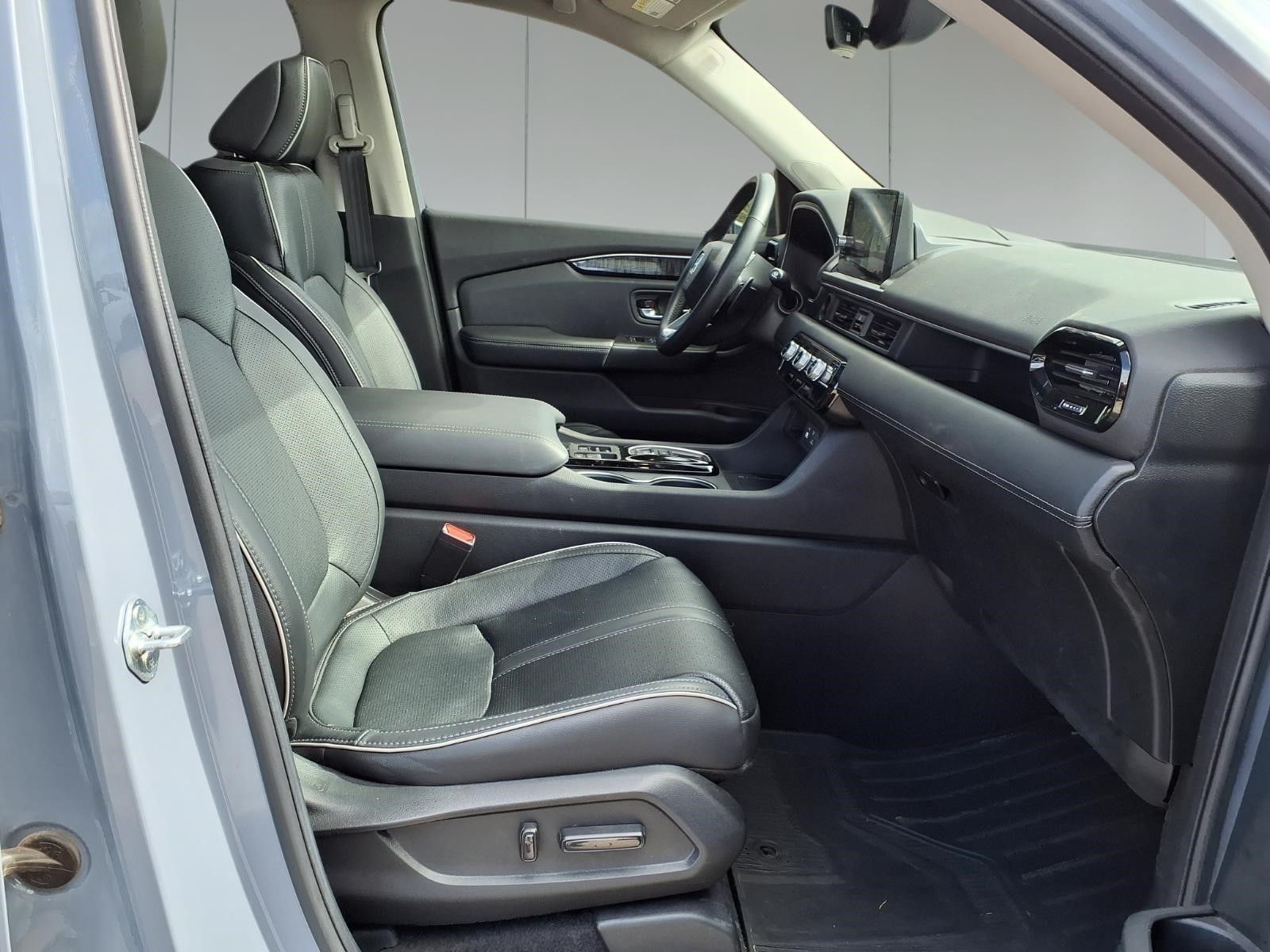 2023 Honda Pilot Elite  at AutoSavvy Houston Northwest