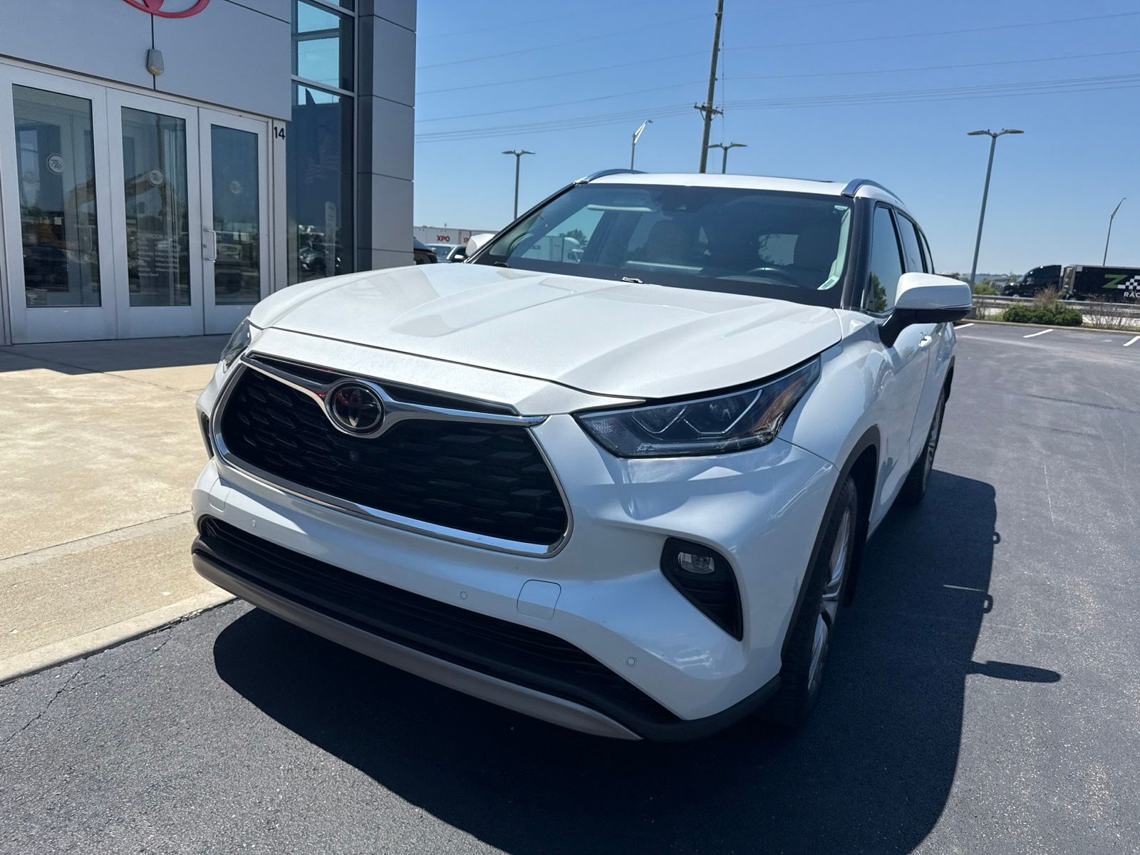 2022 Toyota Highlander Platinum
