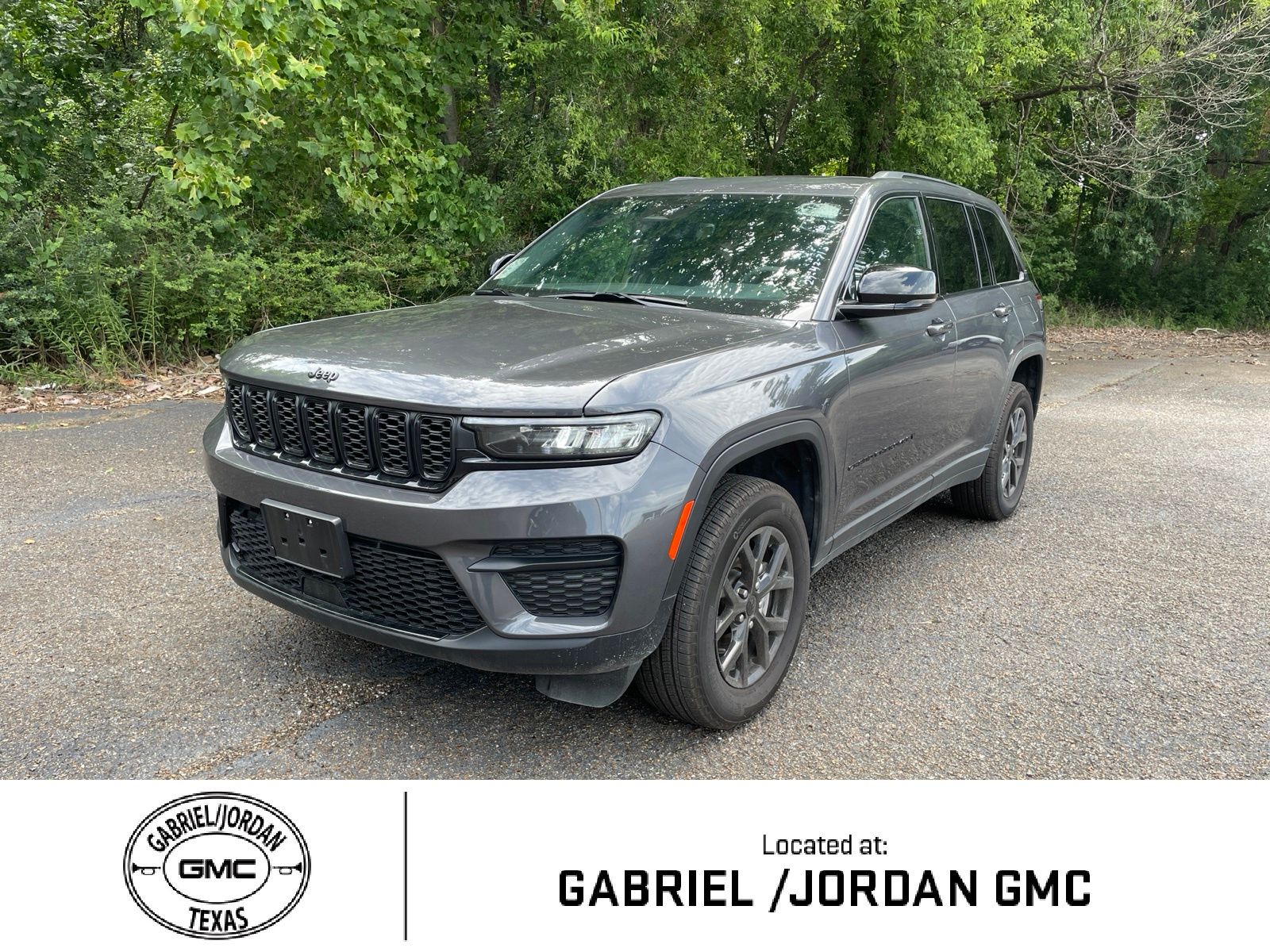 Baltic Gray Metallic Clearcoat 2025 Jeep Grand Cherokee SUV / Crossover 4X2 8-Speed Automatic