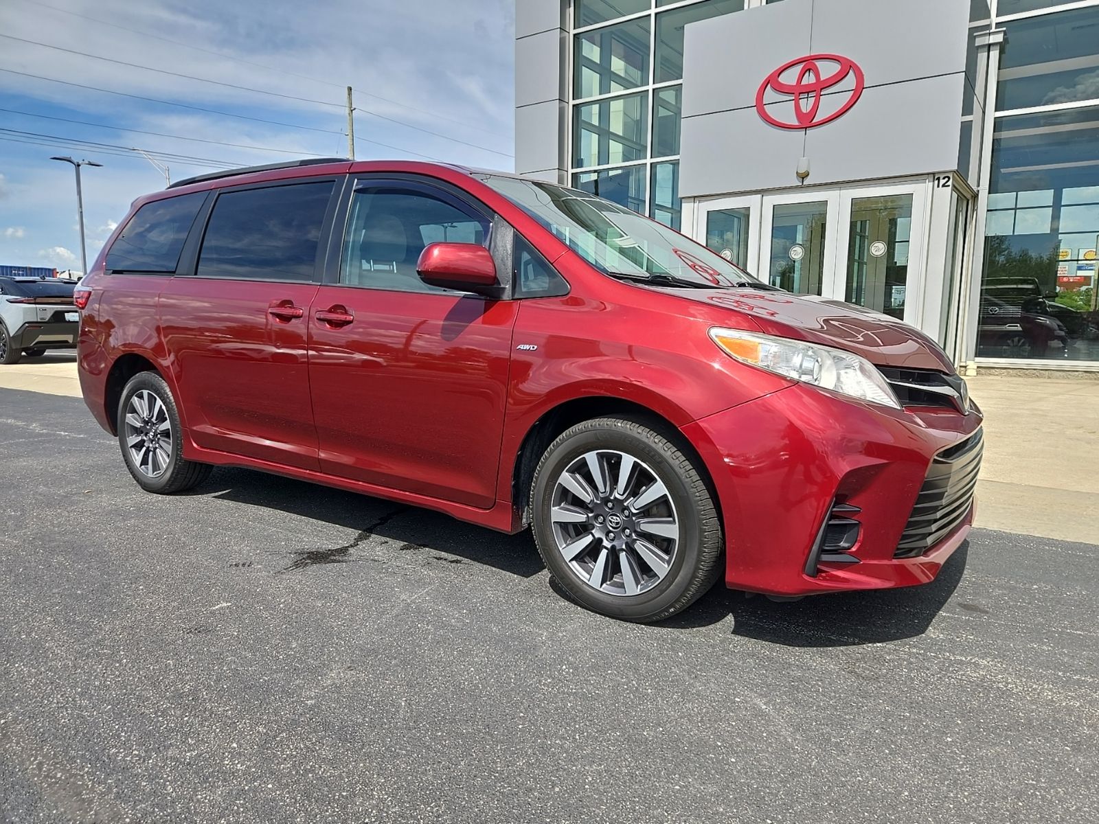 2018 Toyota Sienna LE