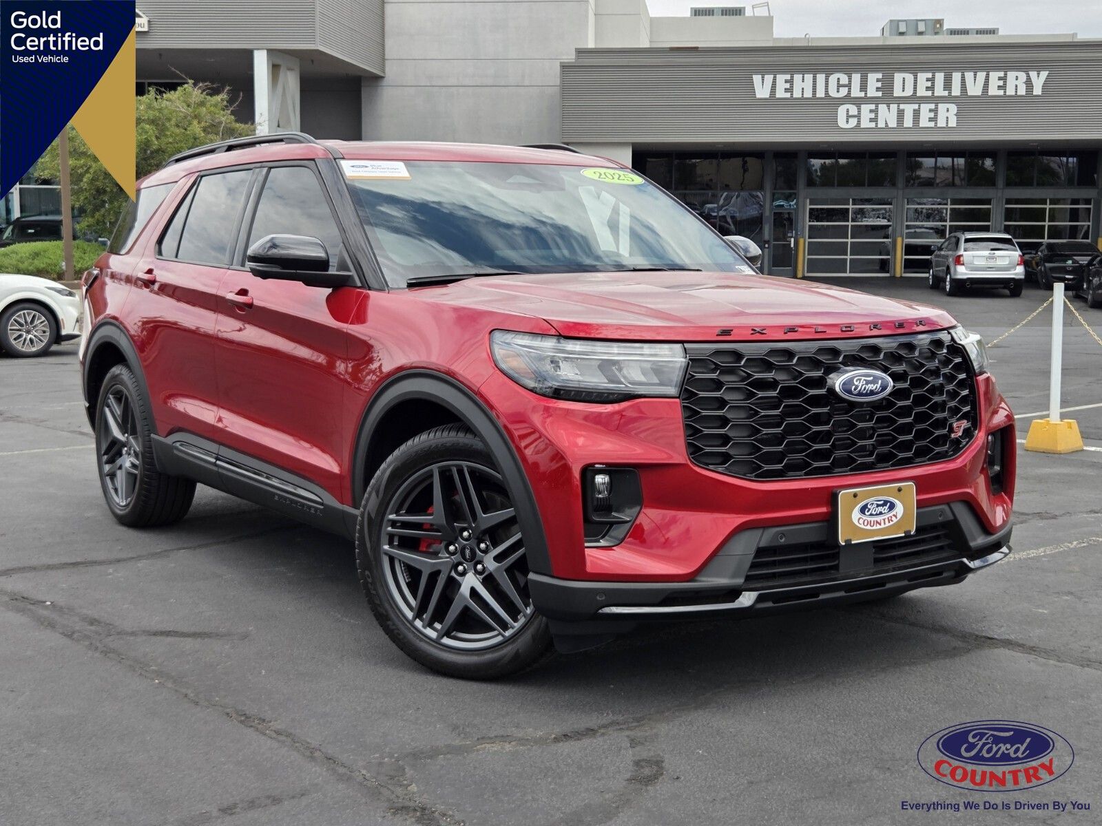 2025 Ford Explorer ST