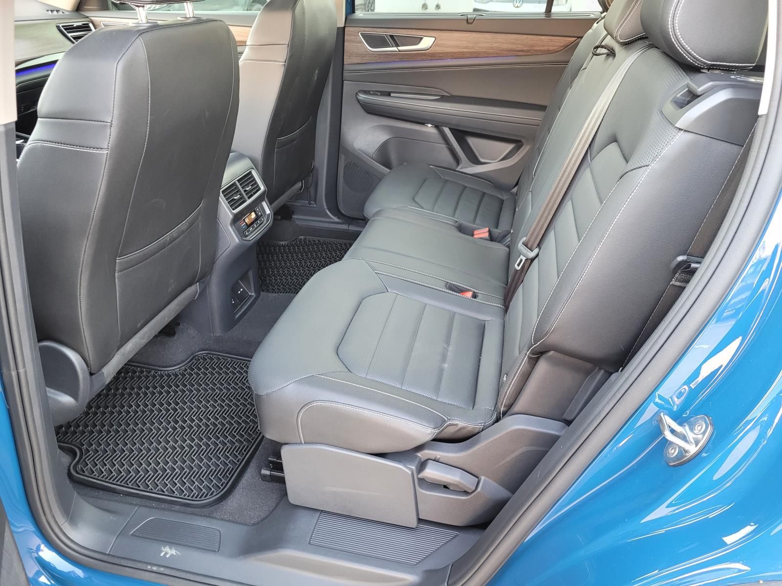 used 2025 Volkswagen Atlas car, priced at $39,700