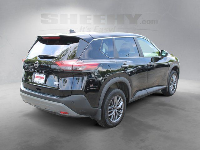 Used 2023 Black Nissan S image 5