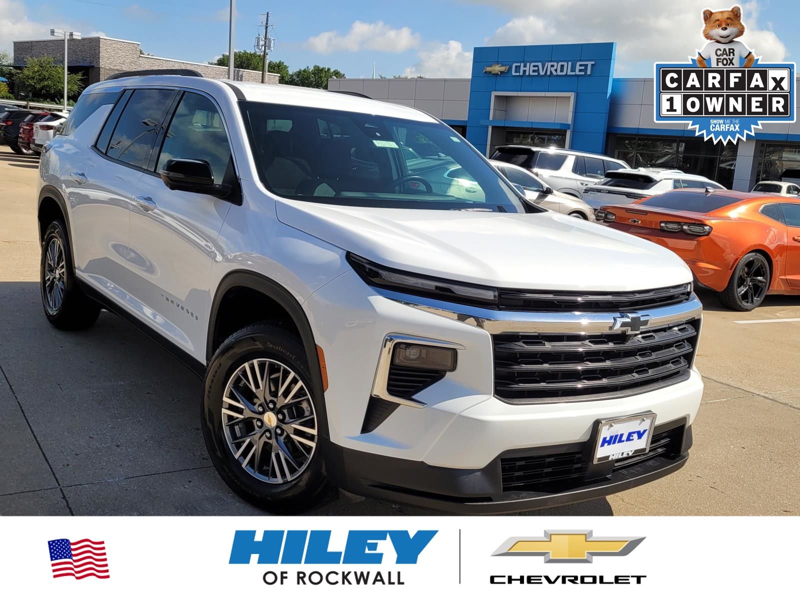 Summit White 2024 Chevrolet Traverse SUV / Crossover Front-Wheel Drive 8-Speed Automatic