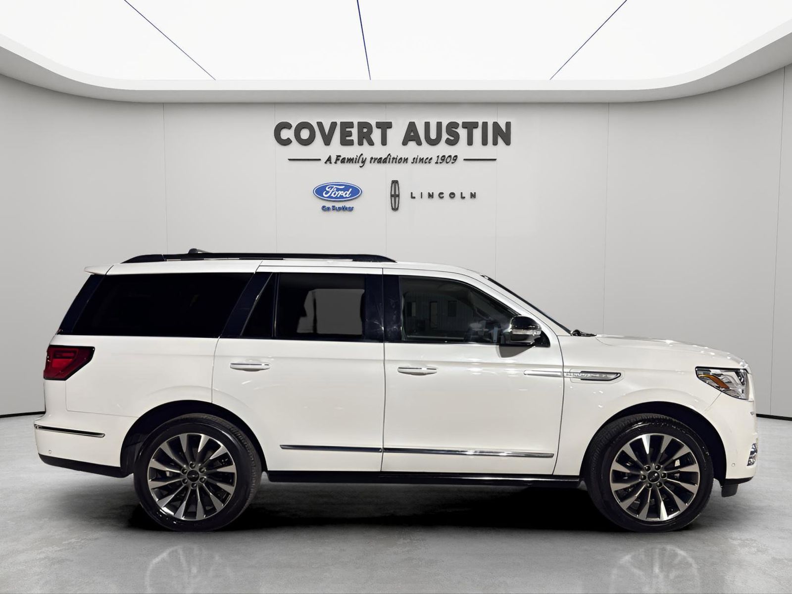 Used Car 2021 Lincoln Navigator  Reserve For Sale Under $50,000 In Austin, Texas