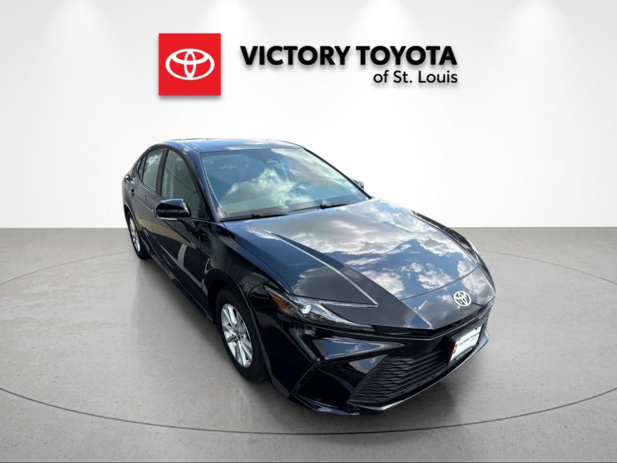 Midnight Black Metallic 2026 Toyota Camry Sedan Front-Wheel Drive Continuously Variable Transmission