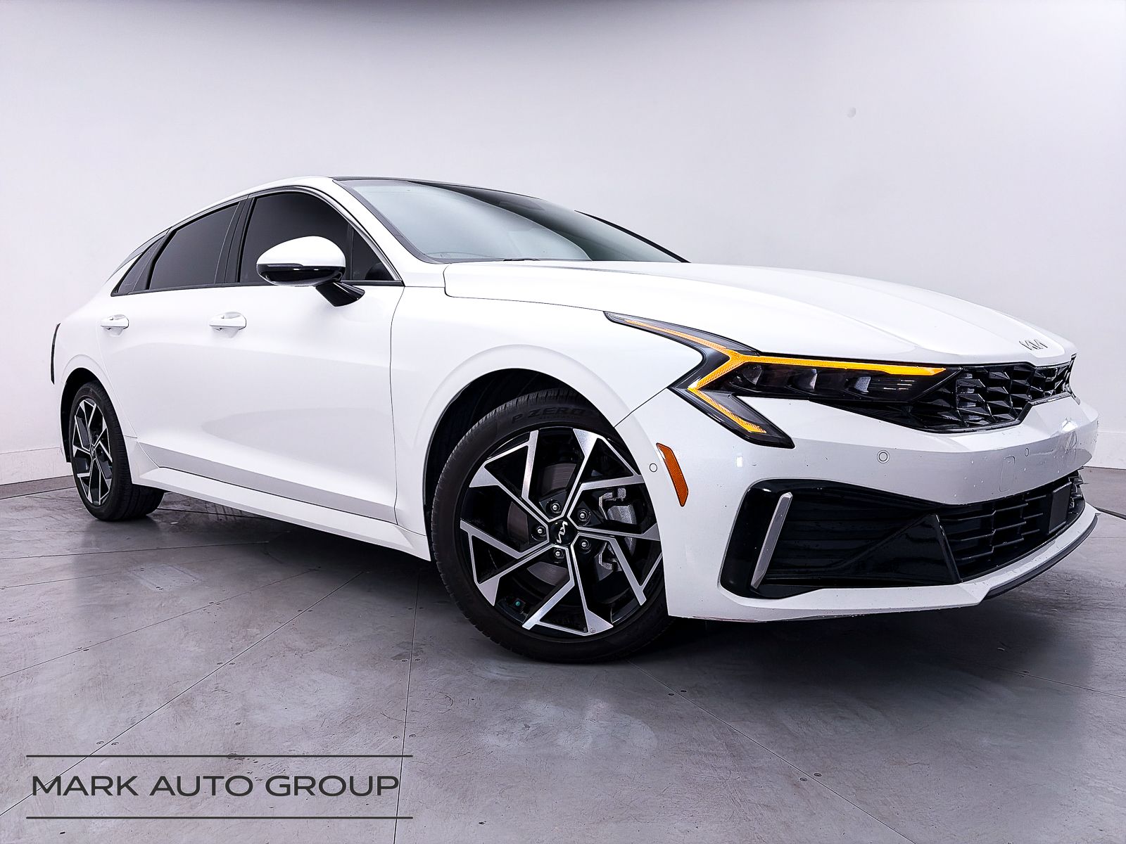 2025 Kia K5 EX