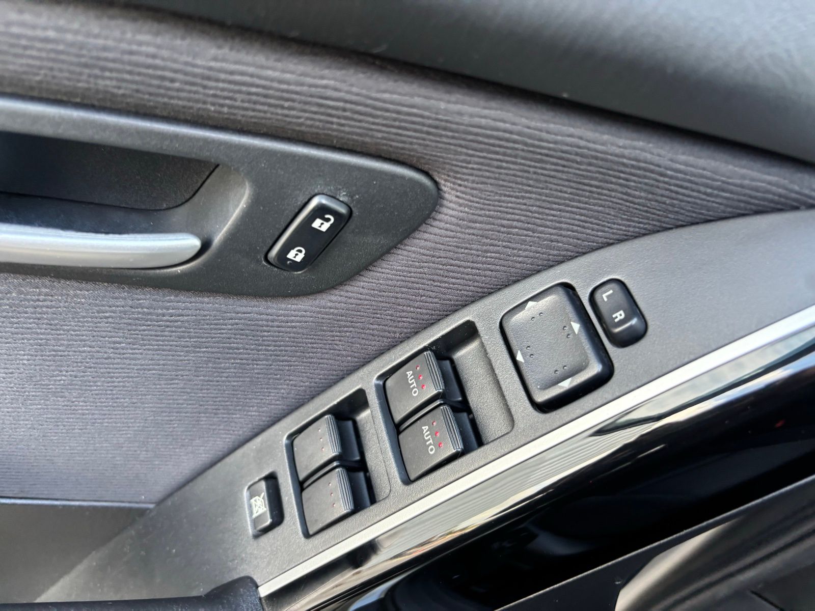 Used Car 2009 Mazda Cx-9  Sport For Sale Under $10,000 In Austin, Texas