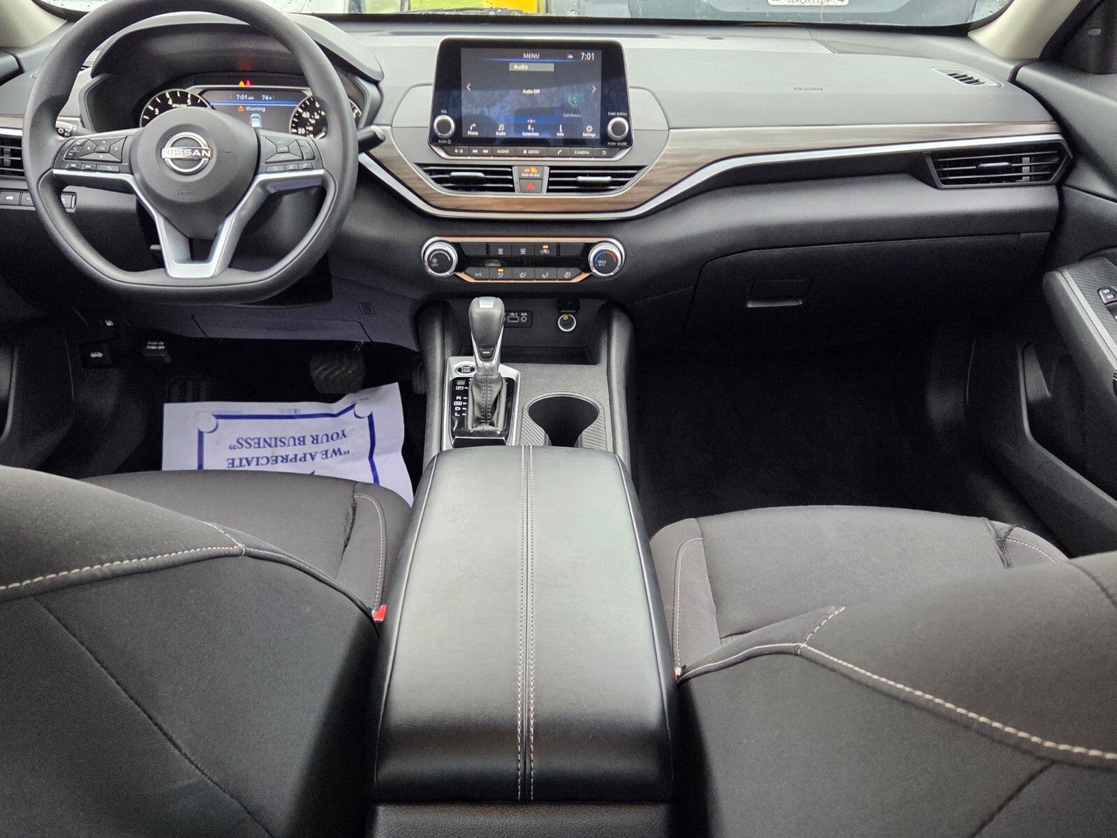 Used 2025 Red Nissan 2.5 SV image 8