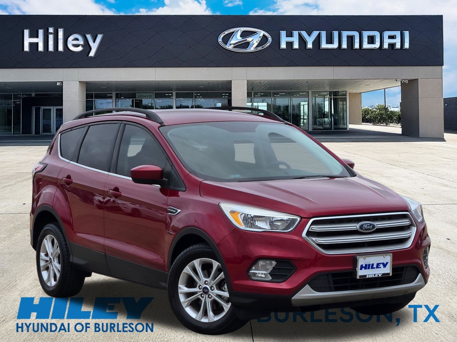Ruby Red Metallic 2018 Ford Escape SE FWD SUV / Crossover Front-Wheel Drive 6-Speed Automatic
