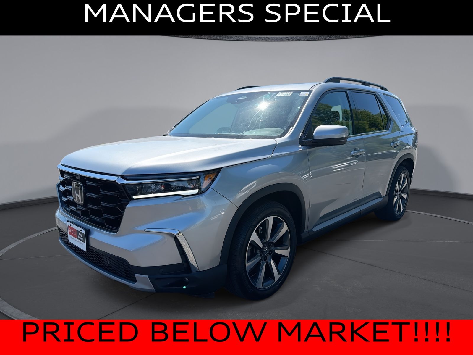  2023 Honda Pilot Elite AWD   