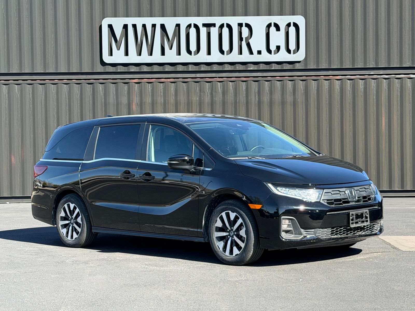 Black 2025 Honda Odyssey Minivan Front-Wheel Drive Automatic