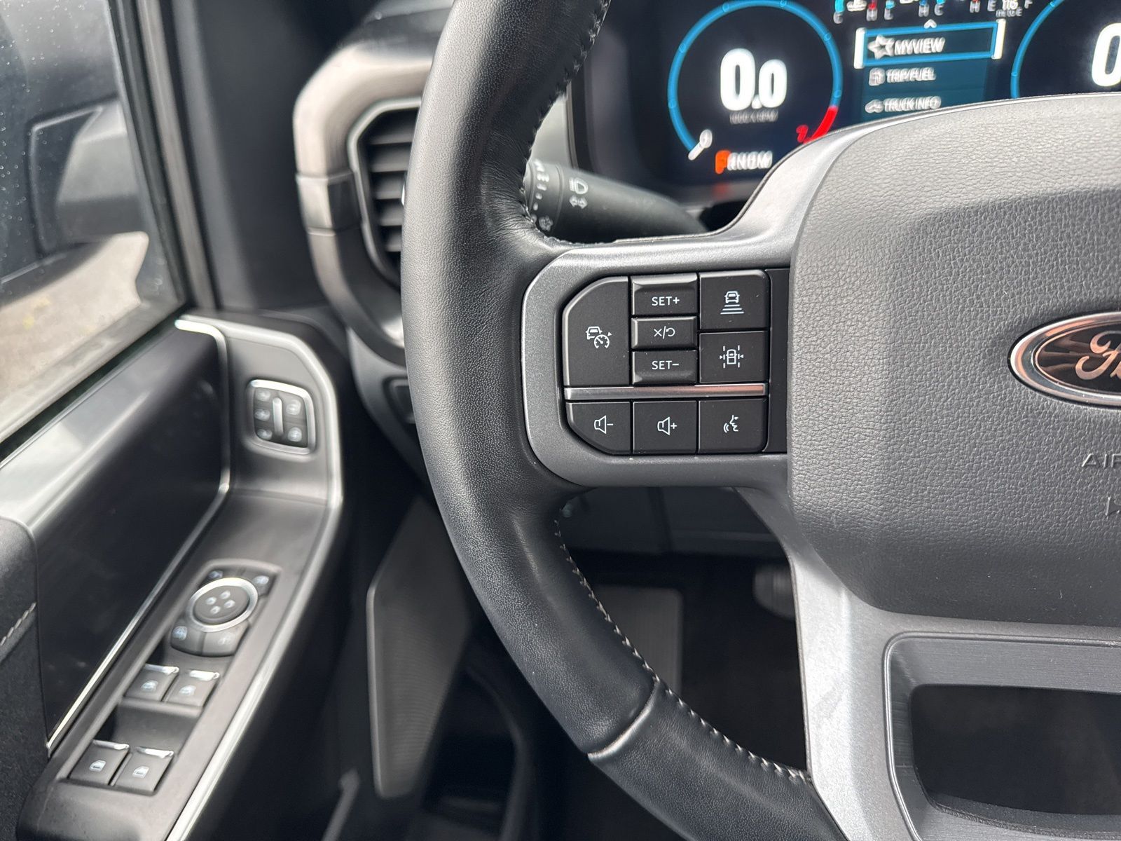 Certified Used 2023 Carbonized Gray Metallic Ford Lariat image 18