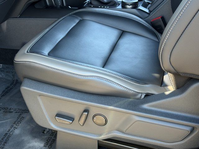 Used 2026 Shadow Black Ford Outer Banks image 41