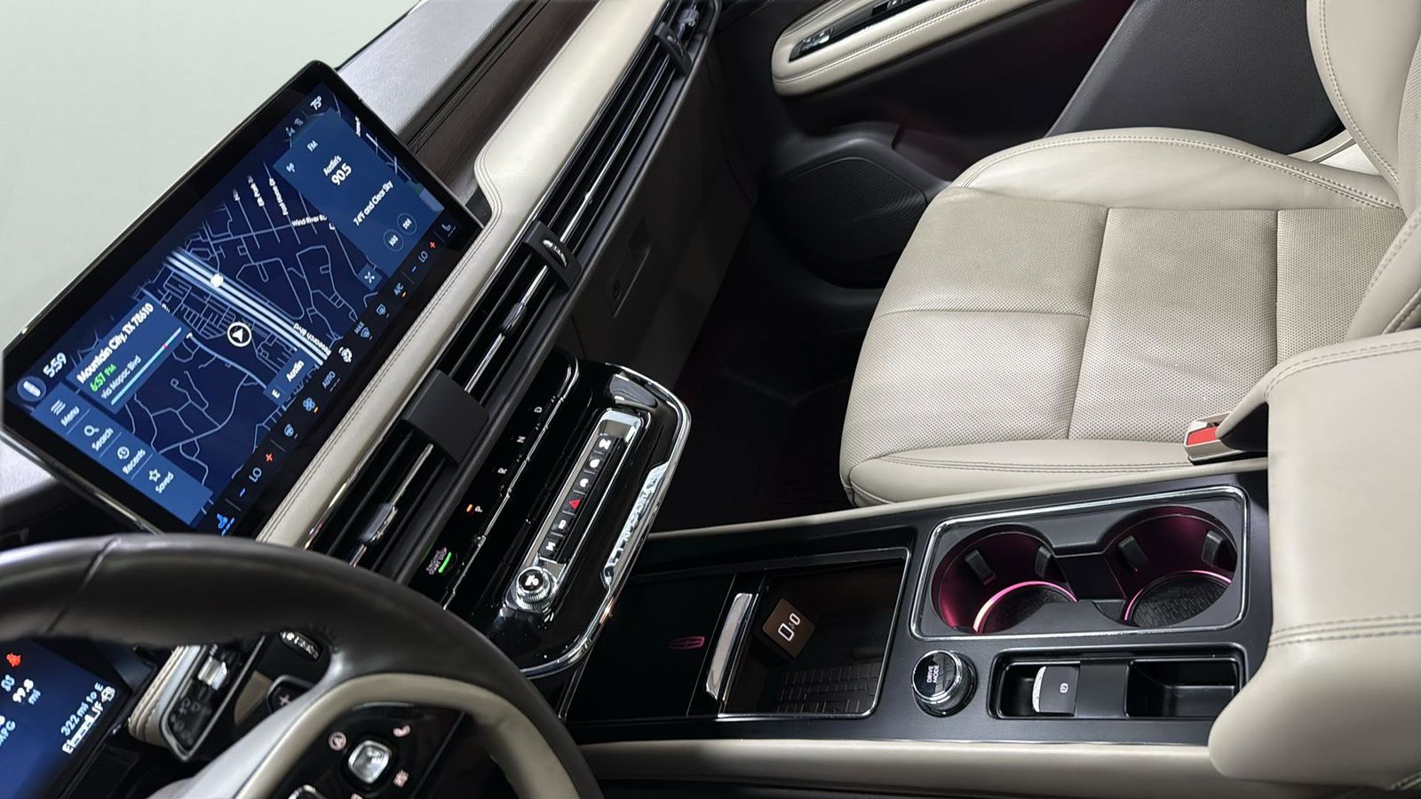 Used Car 2024 Lincoln Corsair  Reserve For Sale Under $40,000 In Austin, Texas