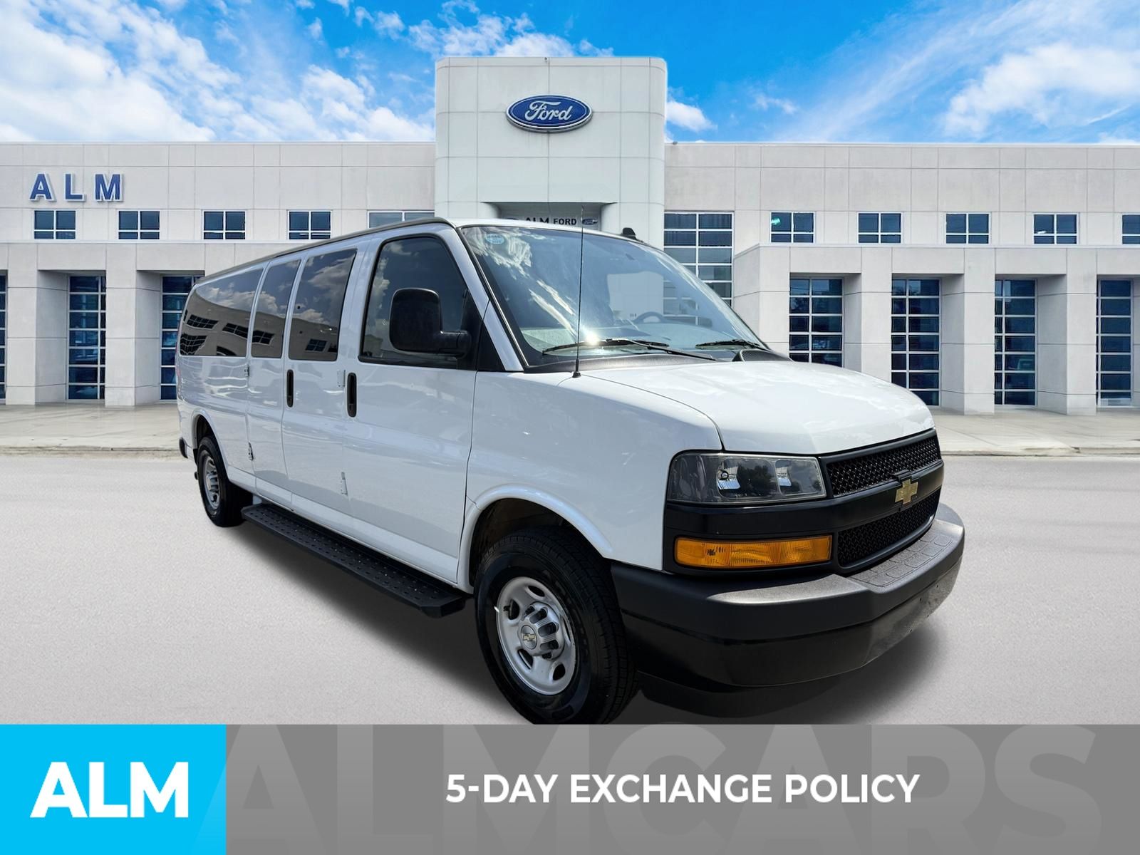 Used 2020 White Chevrolet LS image 3