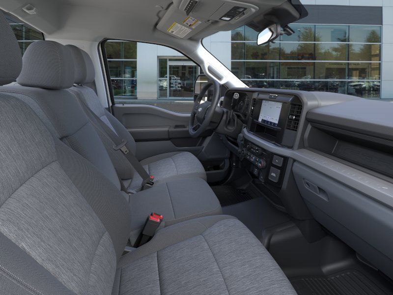 2025 Ford F-550 Super Duty Chassis Cab XL - Photo 11
