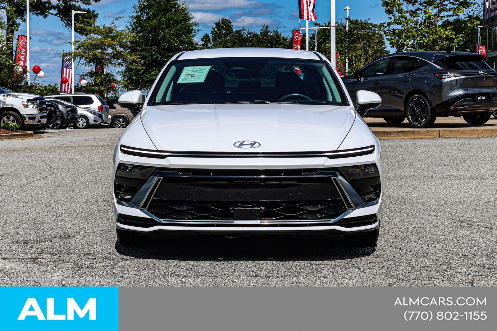 Used 2024 White Hyundai SEL image 11