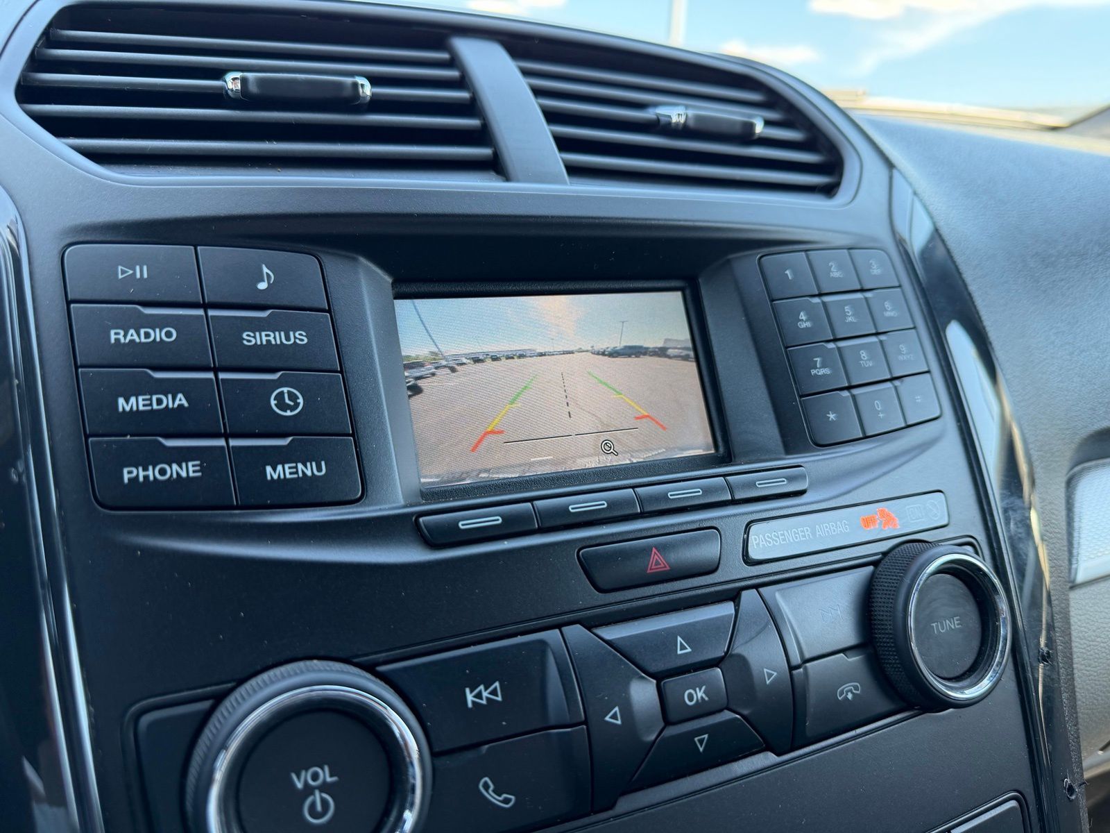 2018 Ford Explorer image 20