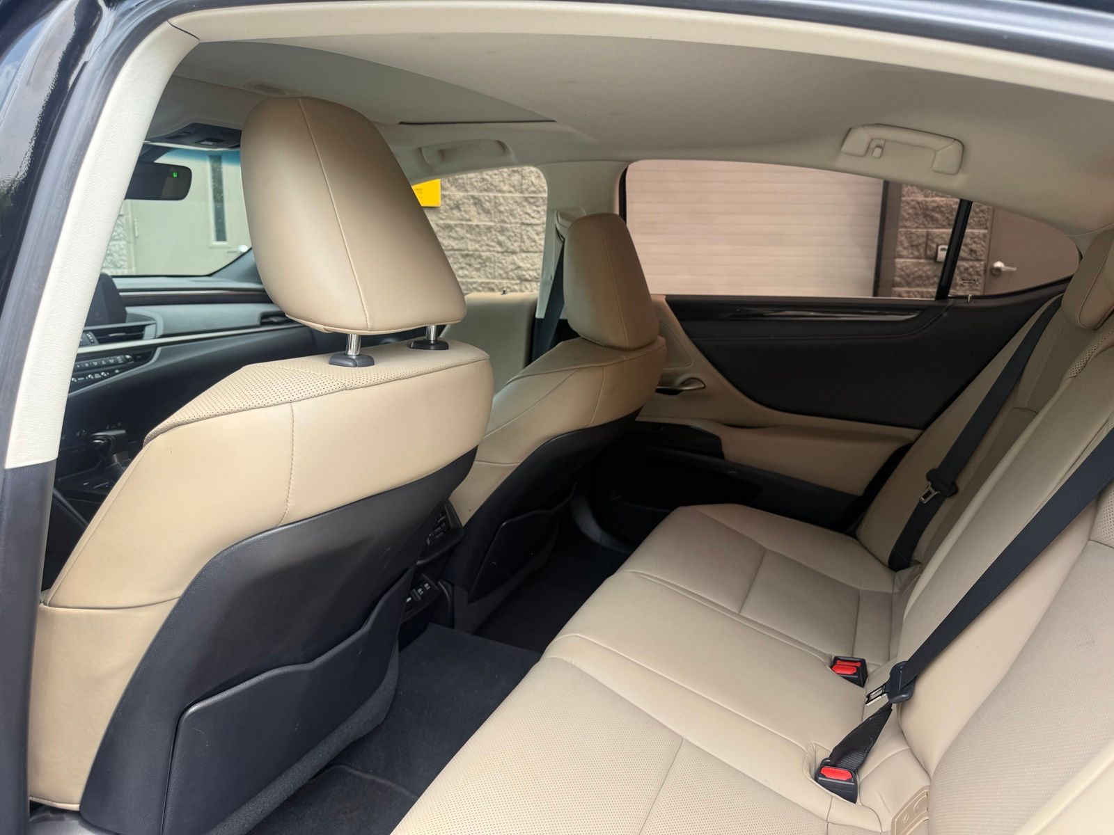 Used 2021 Black Lexus 250 image 28