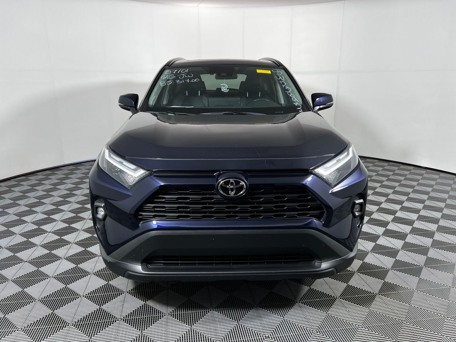 Thumbnail: 2025 Toyota RAV4 - 2