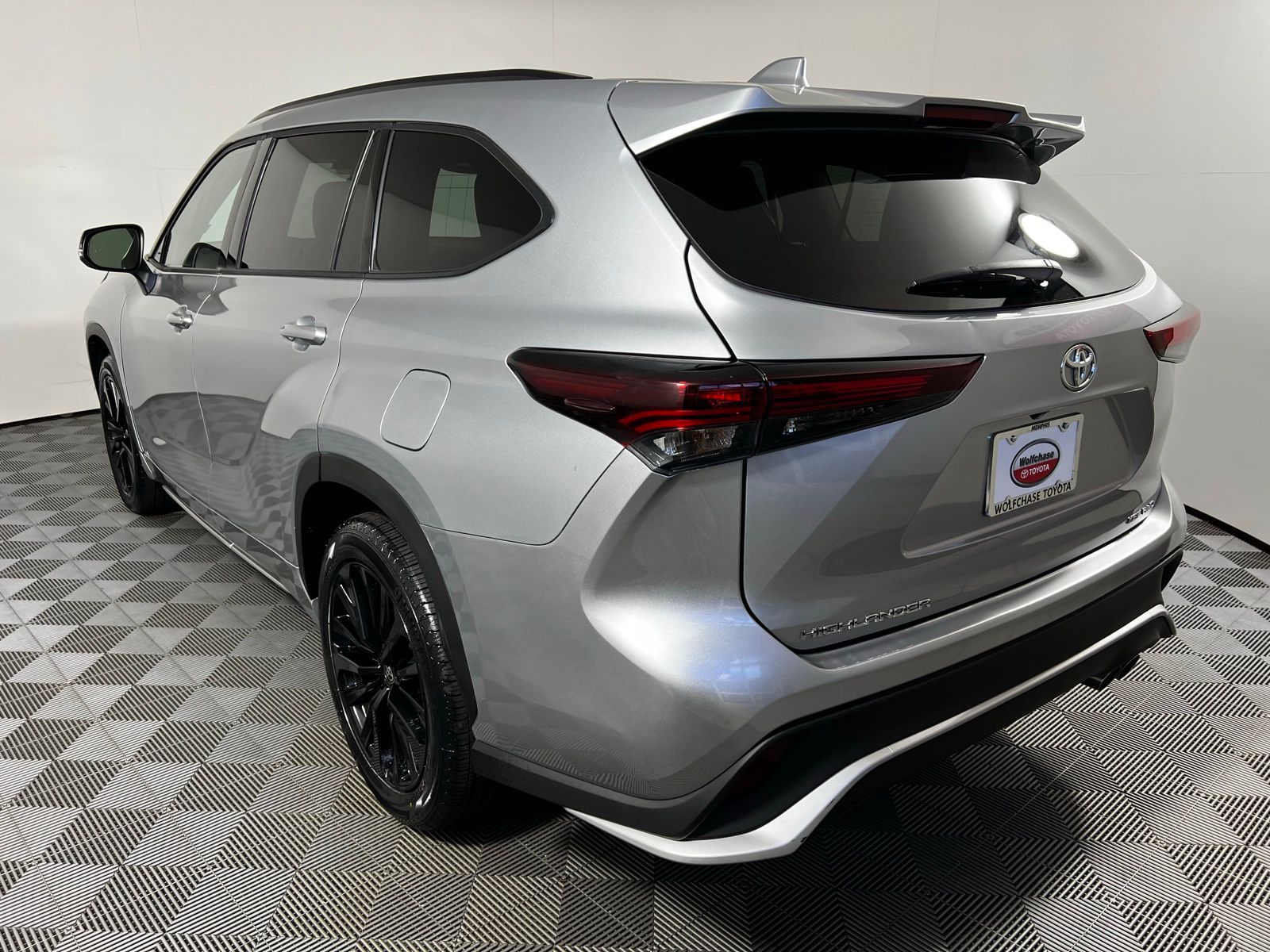 Thumbnail: 2025 Toyota Highlander - 7