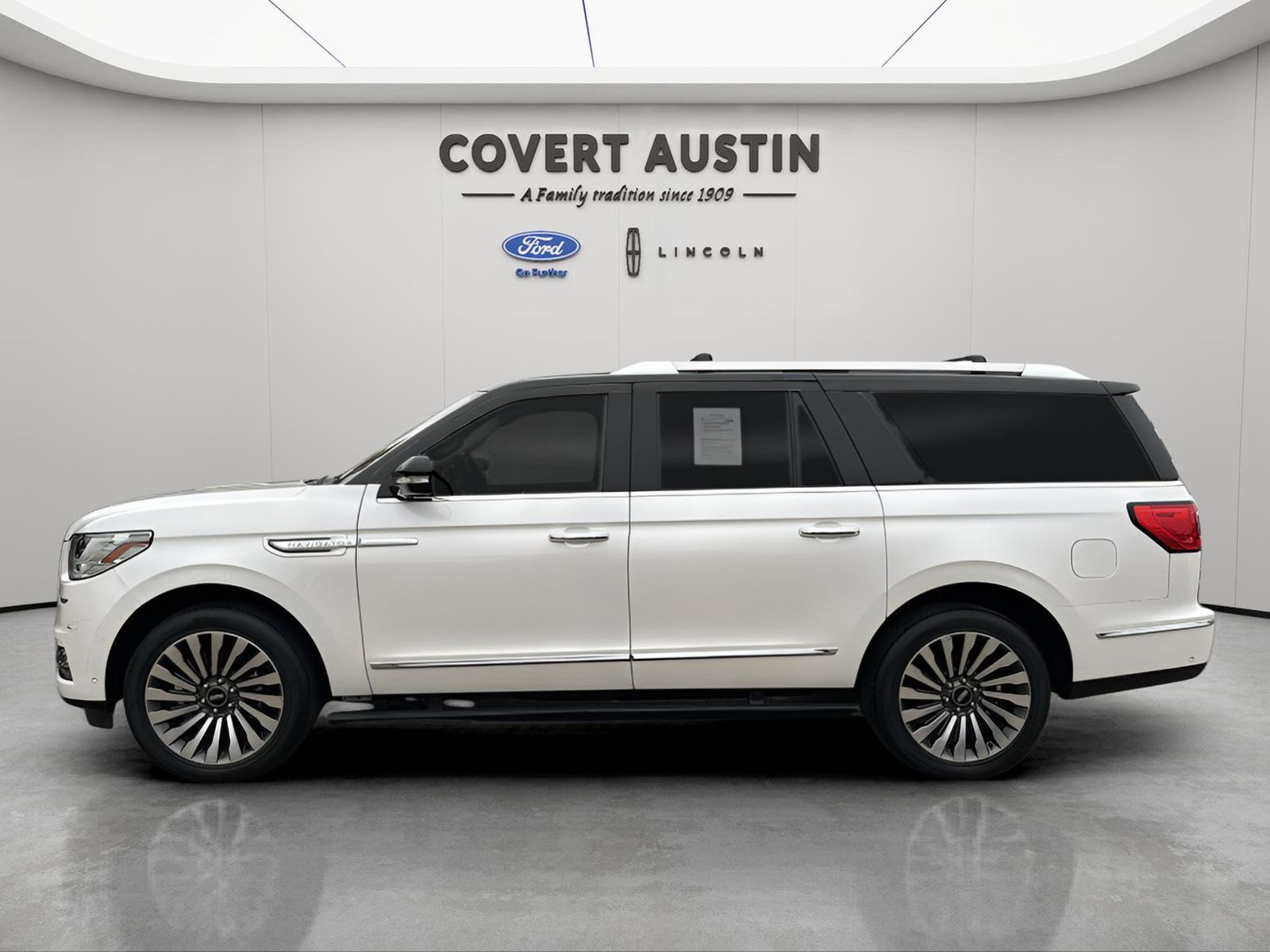 Used Car 2019 Lincoln Navigator L  L Reserve For Sale Under $35,000 In Austin, Texas