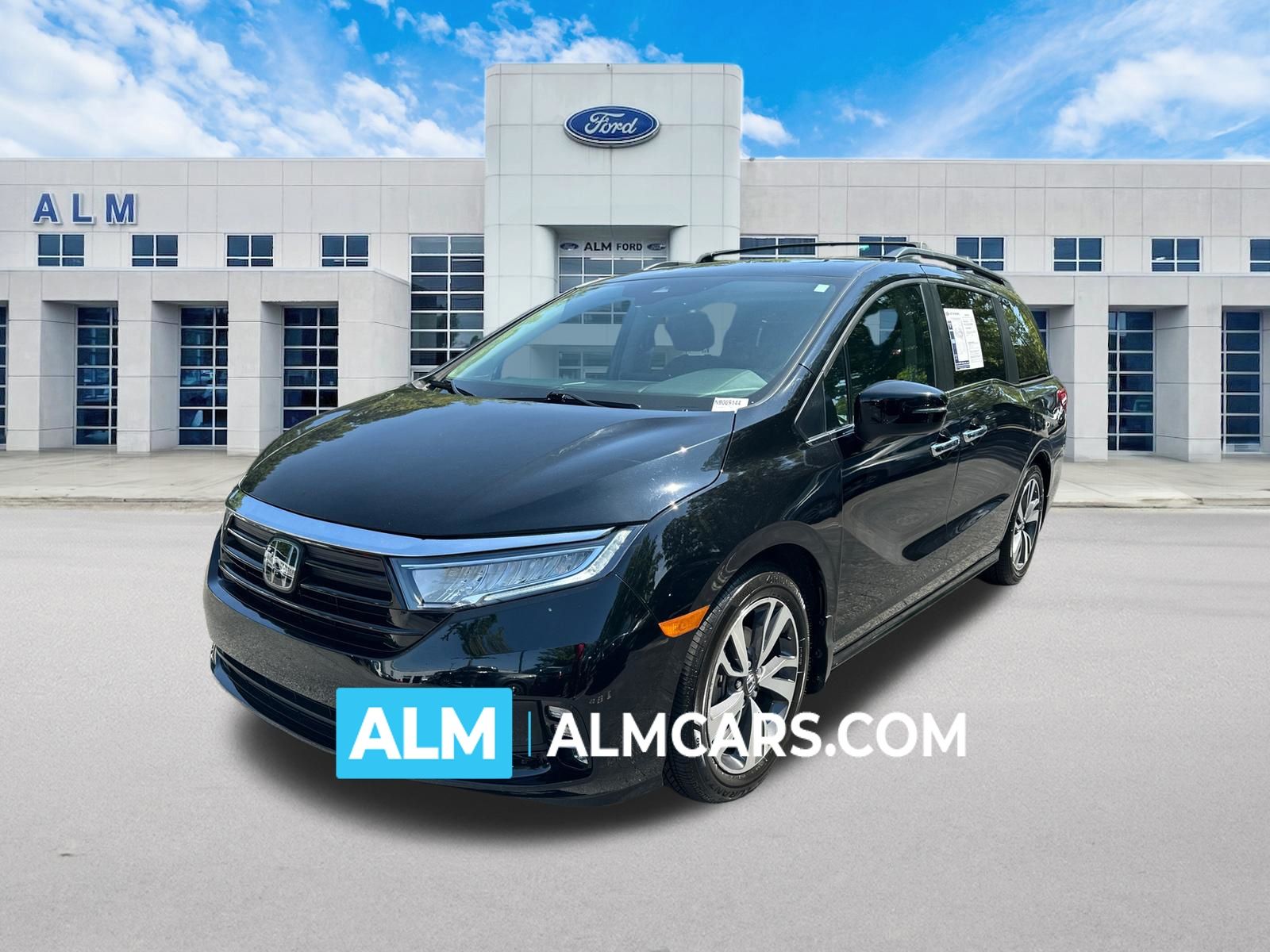 Crystal Black Pearl 2022 Honda Odyssey Minivan Front-Wheel Drive Automatic