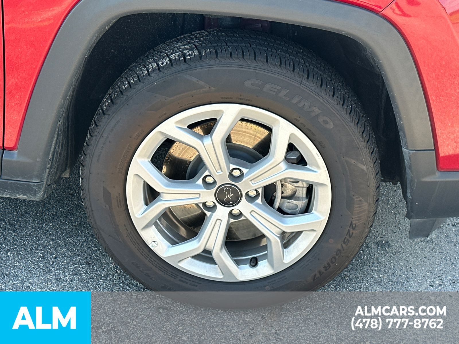 Used 2025 Red Jeep Latitude image 14