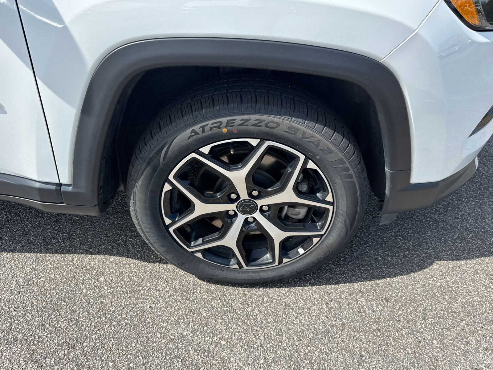2025 Jeep Compass Limited - Photo 12