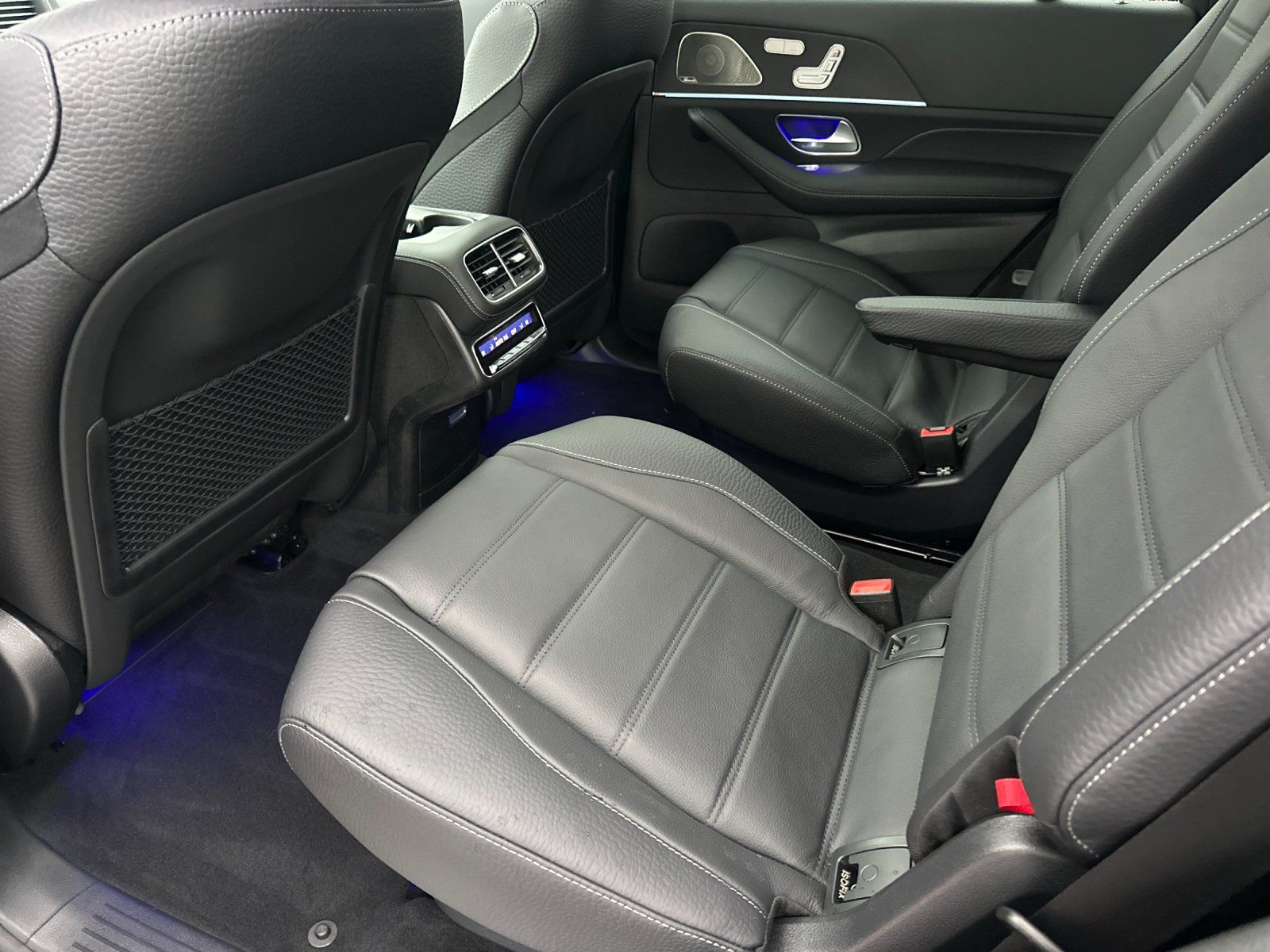 new 2026 Mercedes-Benz GLS car