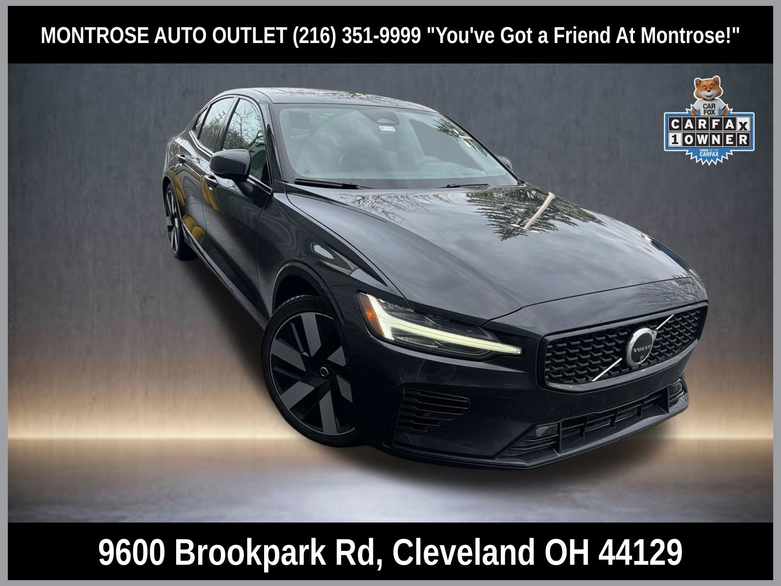 Onyx Black Metallic 2024 Volvo S60 Recharge T8 Ultimate Dark Theme eAWD Sedan All-Wheel Drive Automatic