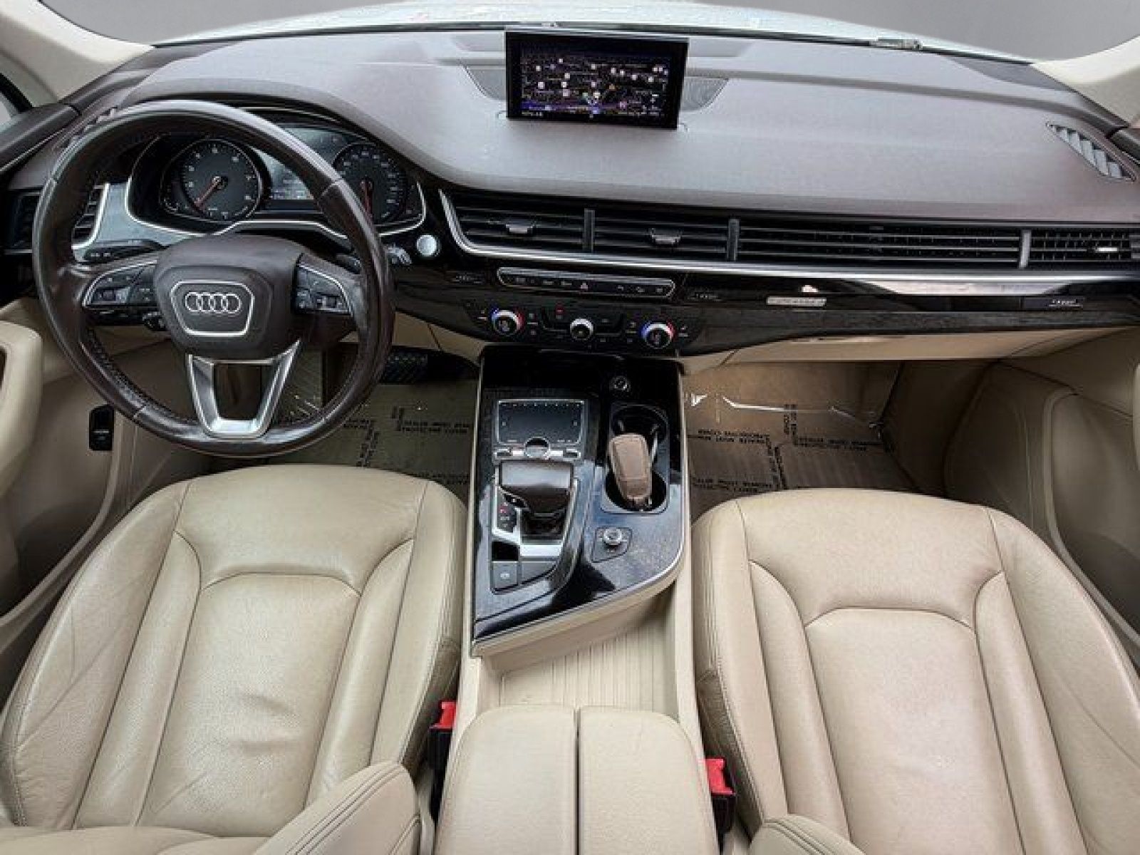 Used 2019 Carrara White Audi 55 Premium image 3