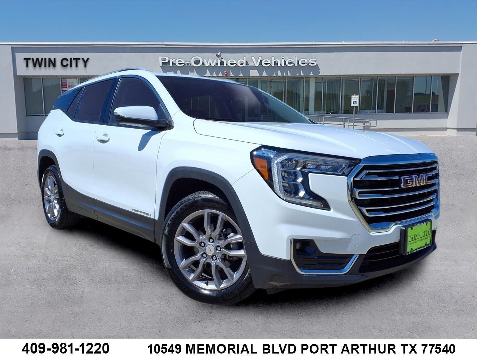 2024 GMC Terrain SLT FWD's photo
