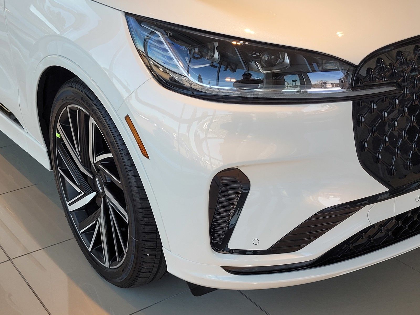 New 2026 White Lincoln Black Label image 6