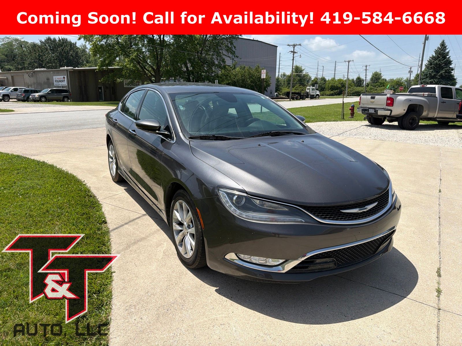 2015 Chrysler 200 C's photo