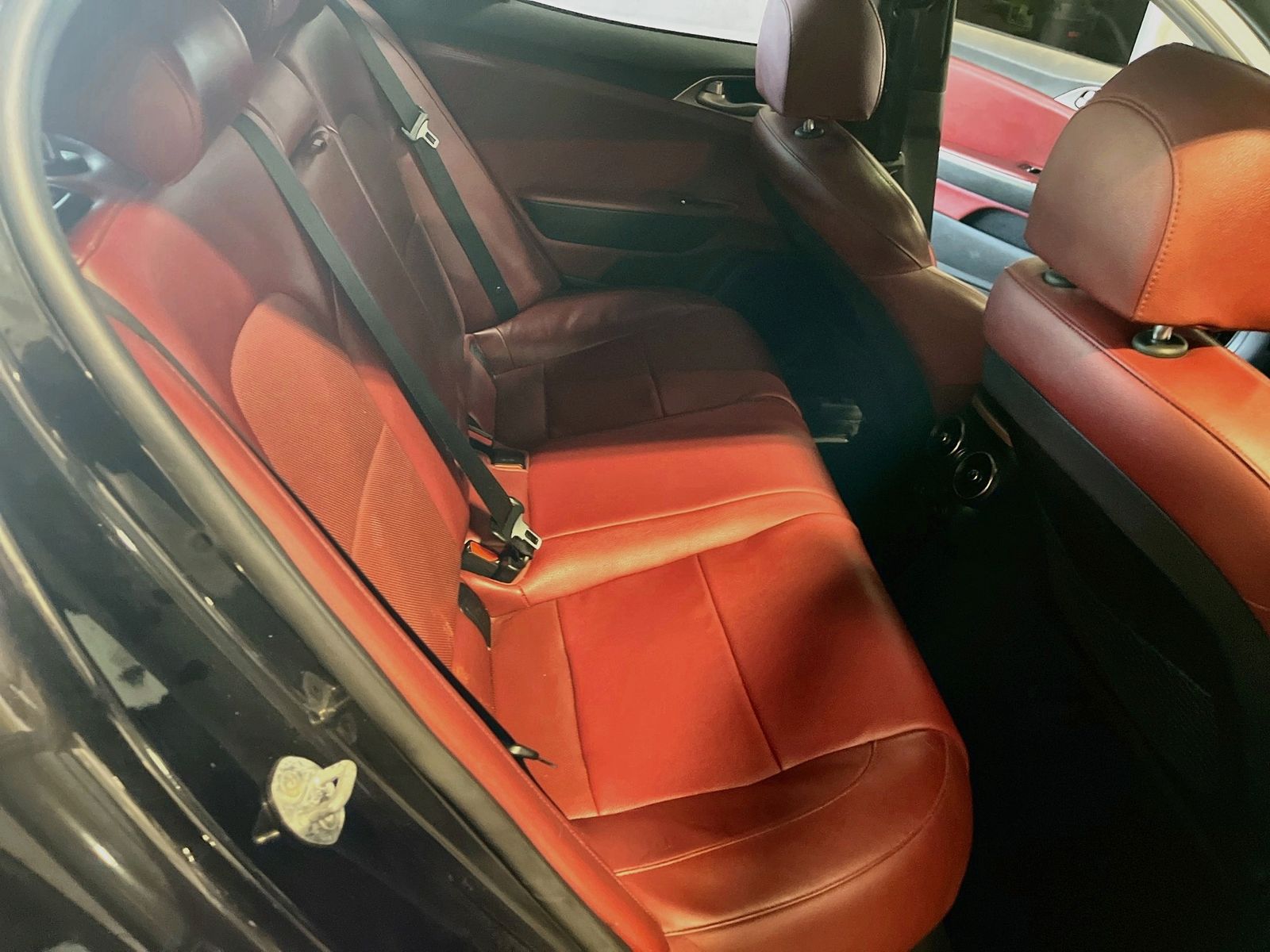 Used 2022 Black Kia GT1 image 27