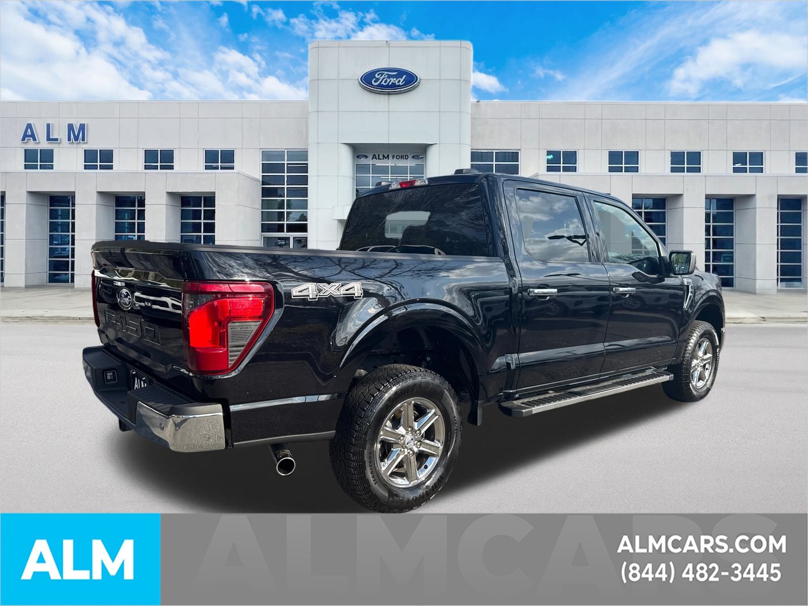 Used 2025 Black Ford XLT image 5