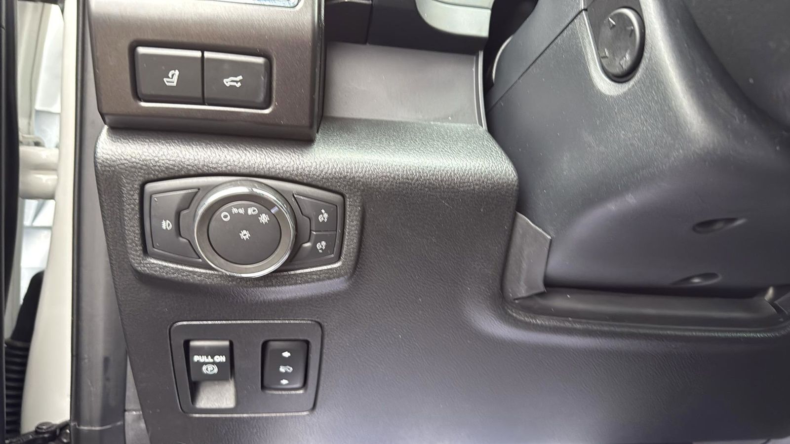 Used Car 2021 Ford Expedition  Limited For Sale Under $40,000 In Austin, Texas