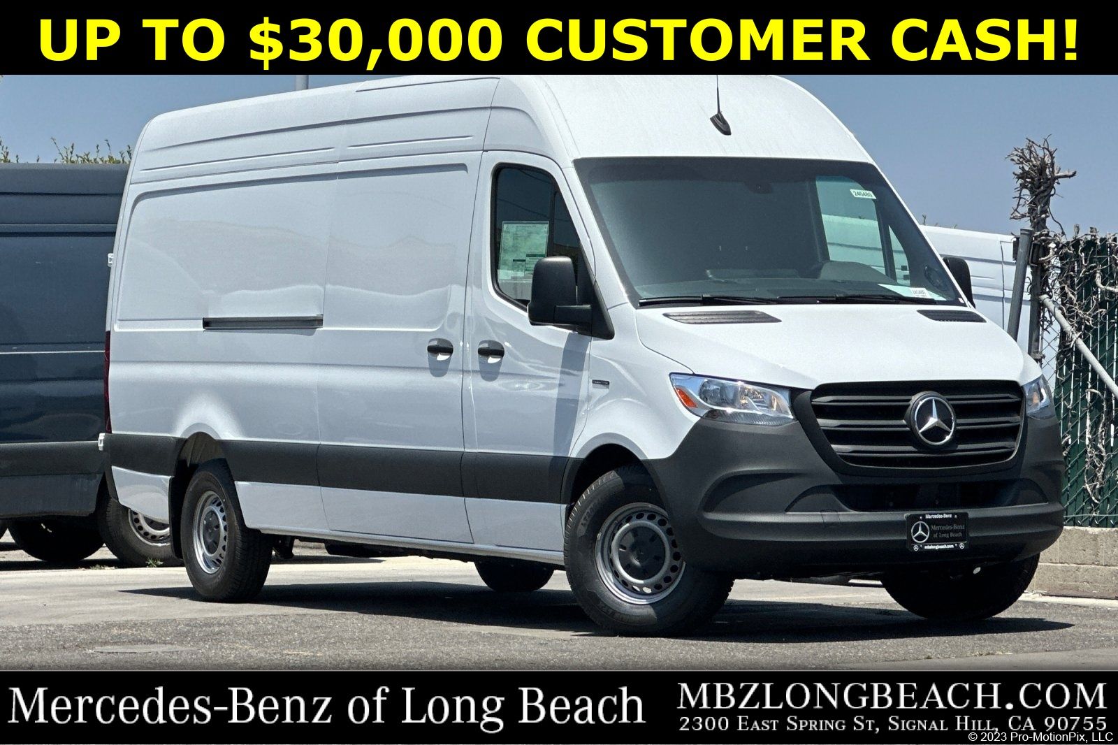 2024 Mercedes-Benz eSprinter 2500 170 High Roof Cargo HO RWD