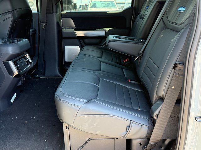 New 2026 Avalanche Ford Platinum image 15
