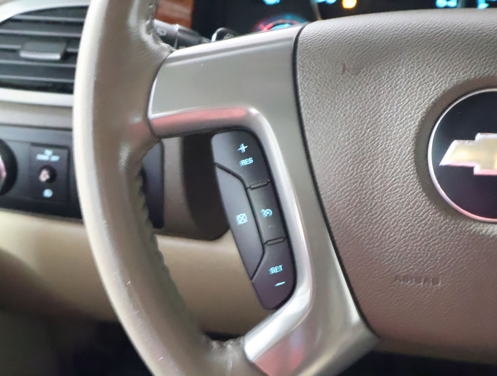 2010 Chevrolet Tahoe LT photo